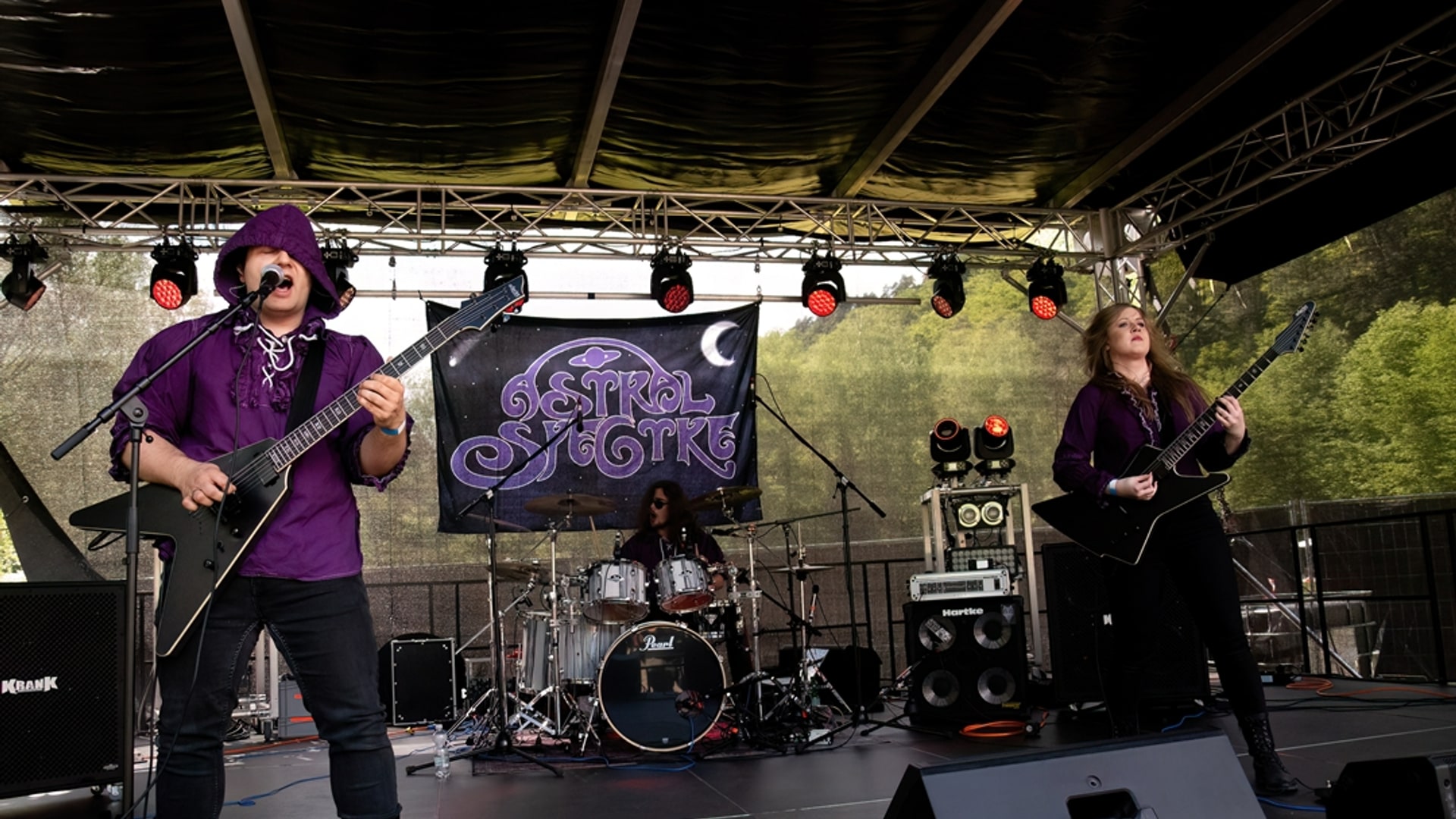 Astral Spectre Headerbild