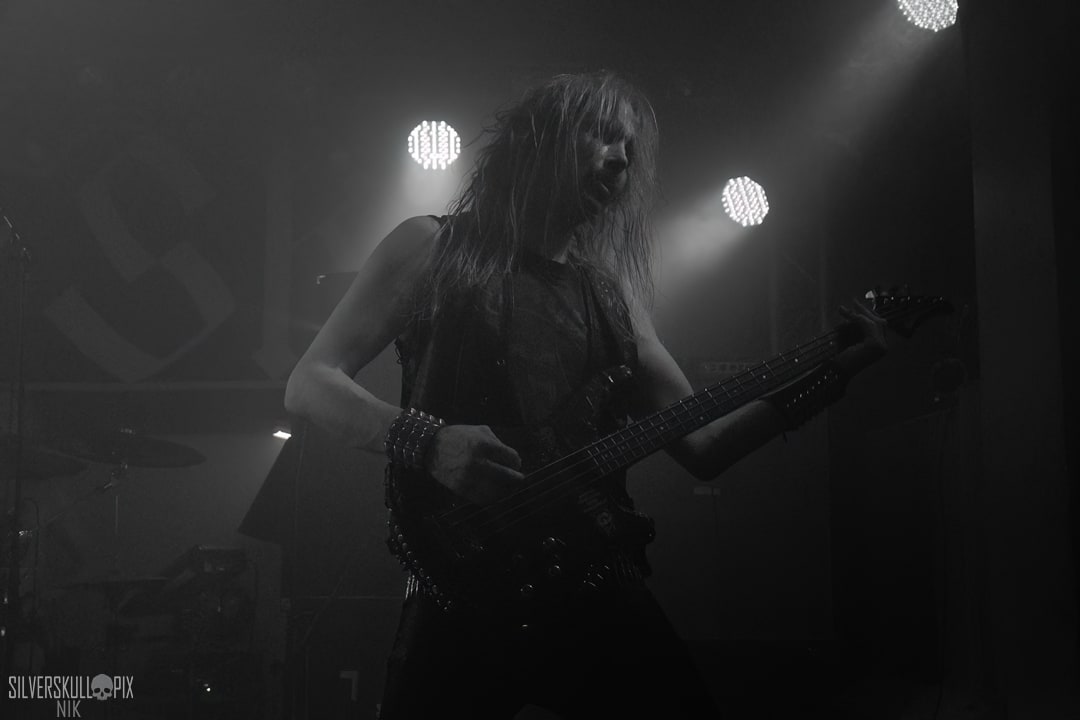 afskyria DSC_6817X-low-light.jpg - Silverskullpix