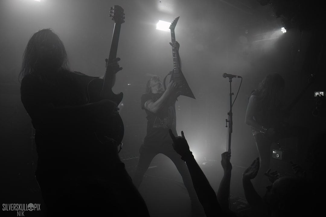 afskyria DSC_7582X-low-light.jpg - Silverskullpix