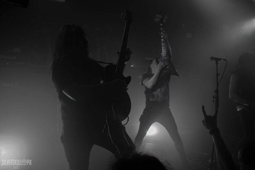 afskyria DSC_7585X-low-light.jpg - Silverskullpix