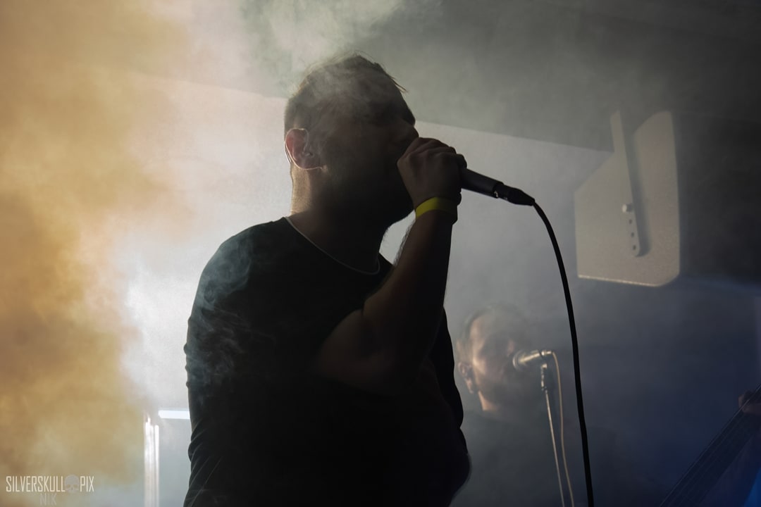 AKK19DSC_1310X-low-light.jpg - Silverskullpix