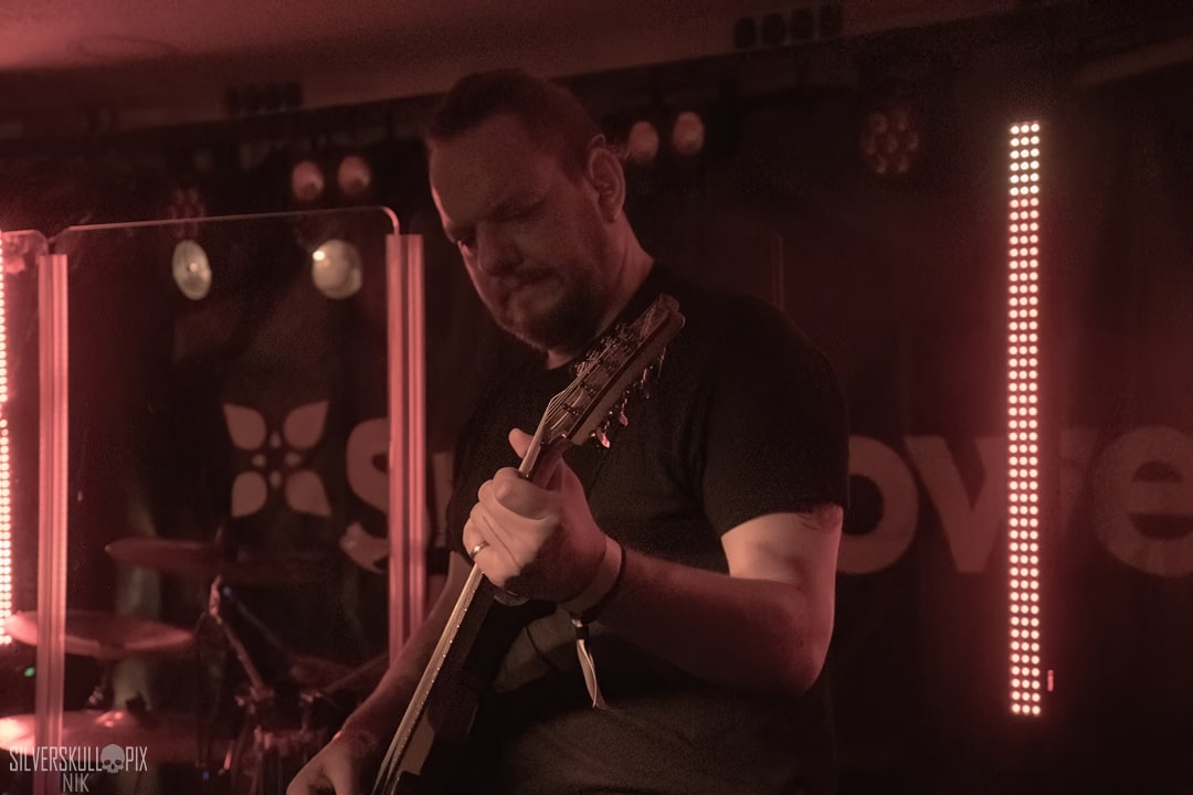 AKK19DSC_2913X-low-light.jpg - Silverskullpix