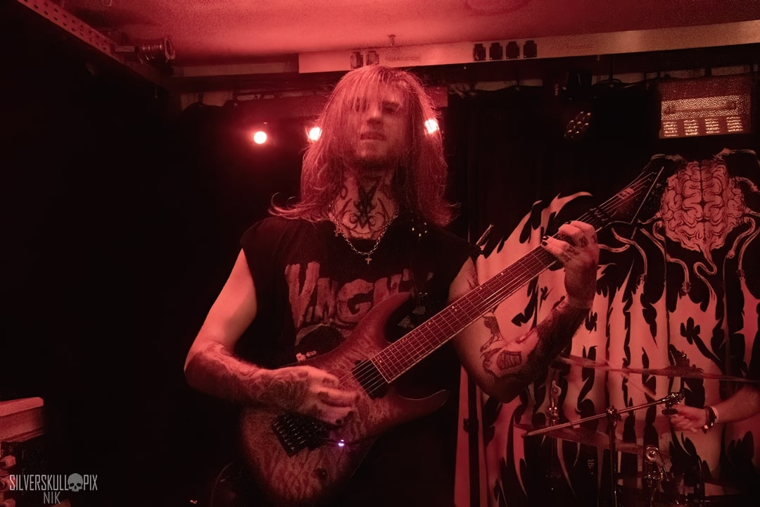 AKKMM22DSC_5690X-low-light.jpg - Silverskullpix