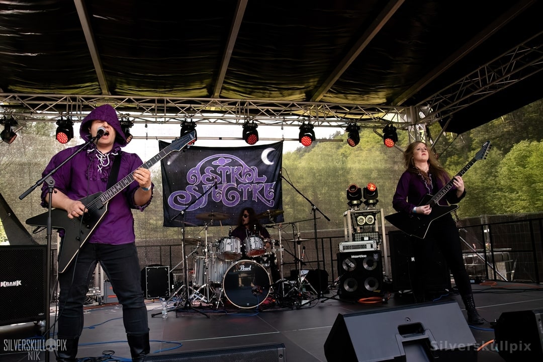 prchtlchs26DSC_4361X-low-light.jpg - Silverskullpix