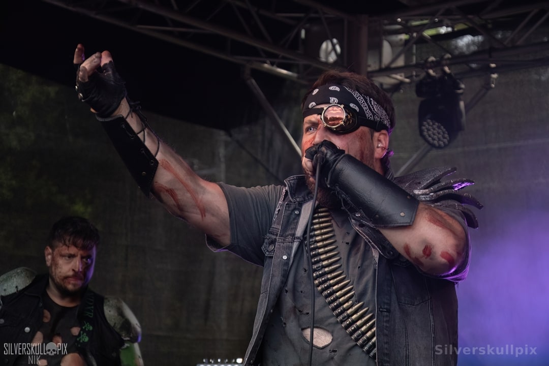 prchtlchs26DSC_6178X-low-light.jpg - Silverskullpix