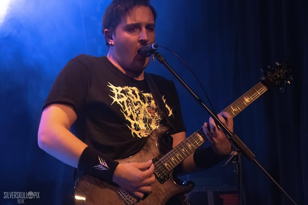 sftv26DSC_7735X-low-light.jpg - Silverskullpix