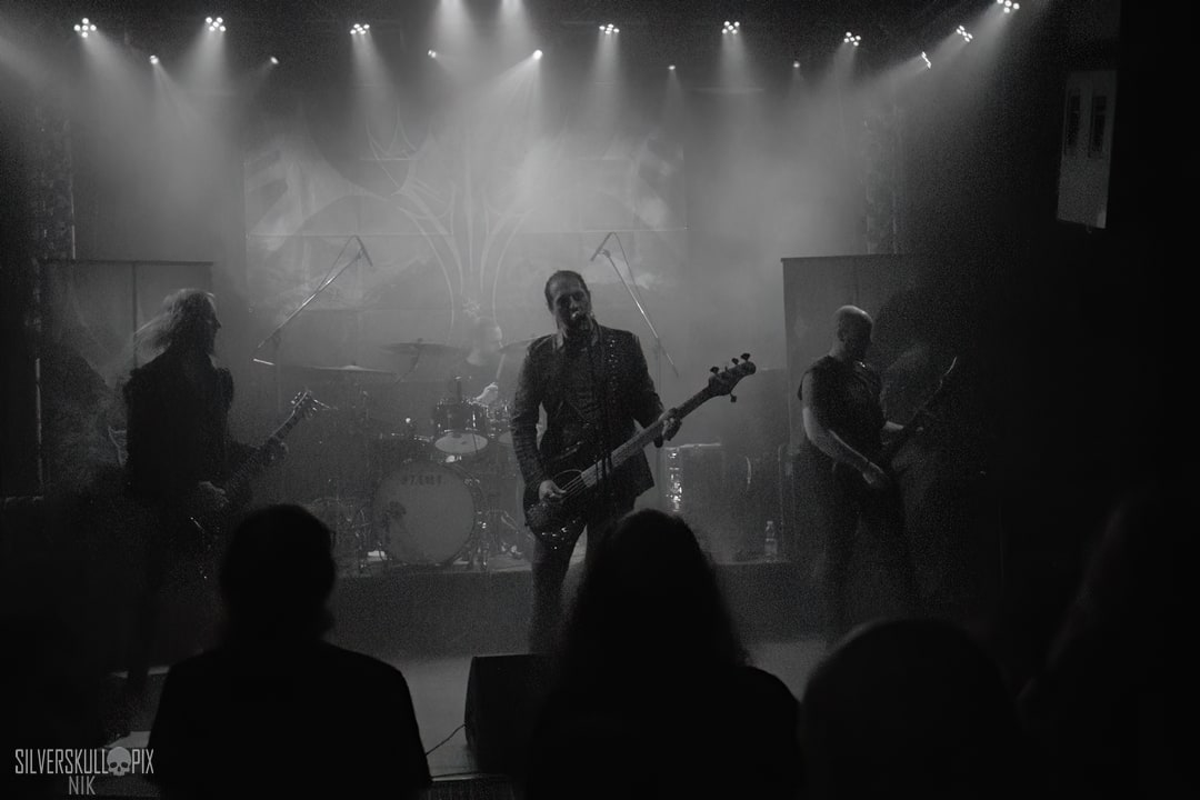 ashvol1DSC_9970X-low-light.jpg - Silverskullpix